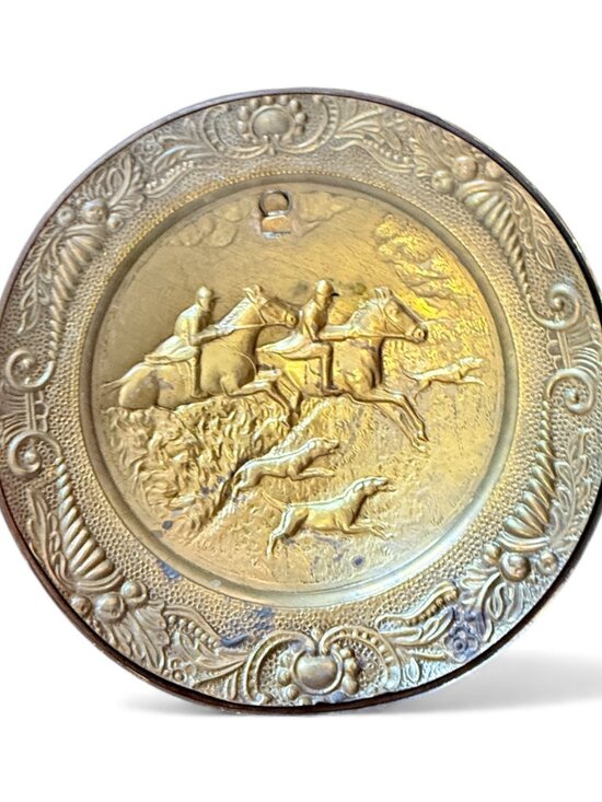 Large Vintage Brass Embossed Fox Hunting Scene - Picture 12 of 12